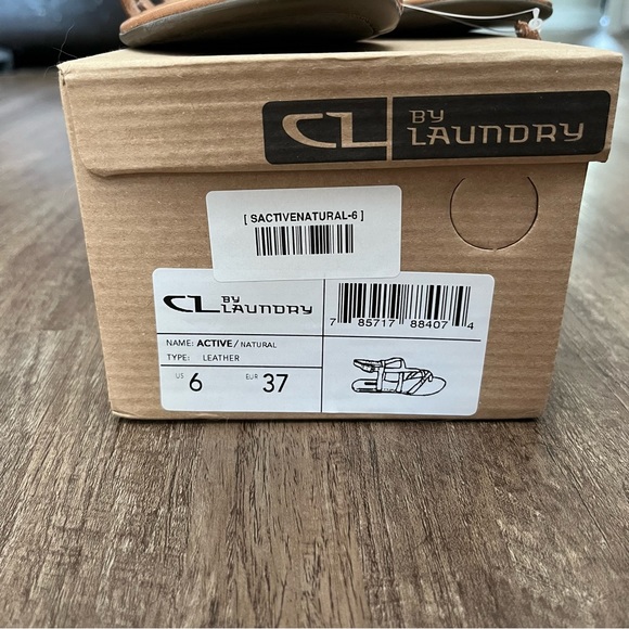 NEW Nude Leather Sandals Size 6 - Picture 2 of 2